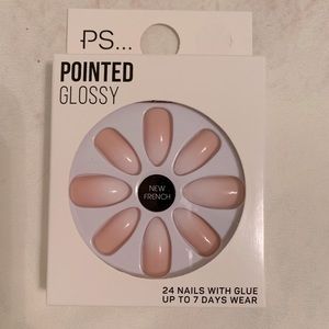 NWT Pointed Glossy French Tip Press Ons